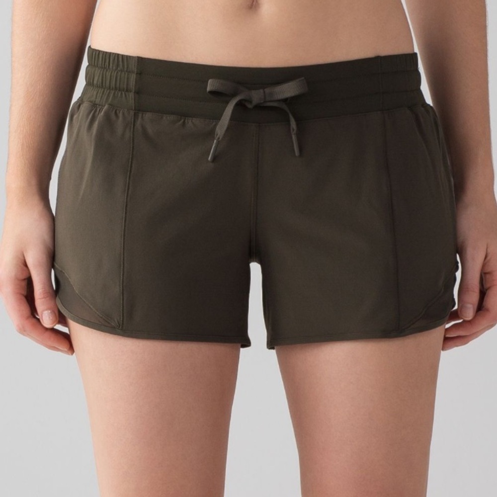 Lululemon Hotty Hot Short